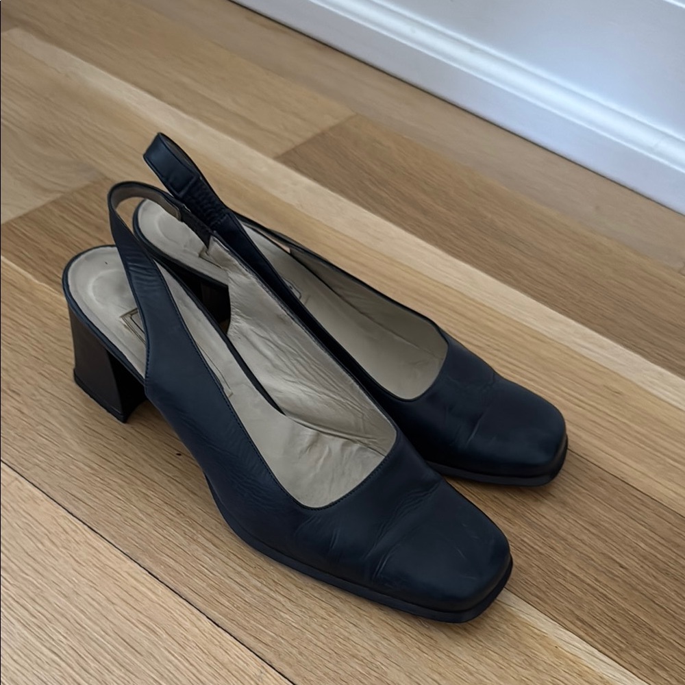Vintage Bocci Italian Leather Navy Mules